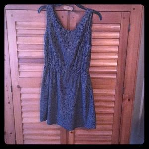 Fun sleeveless dress.